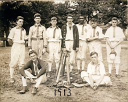 Lyons-Baseball-1913.JPG