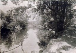 Lyons-RiverScene.JPG