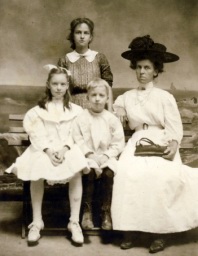 Lyons-U0015.JPG